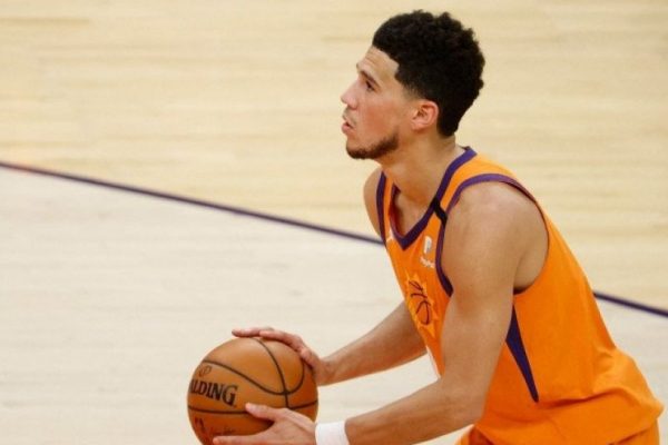Devin Booker: Profil dan Performa Atlet Basket Terbaik